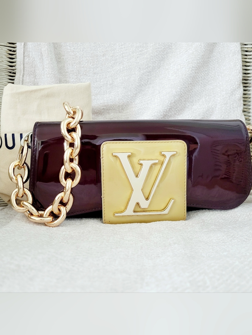 Louis Vuitton Patent Sobe Clutch Shoulder Bag Handbag Speedy Neverfull
